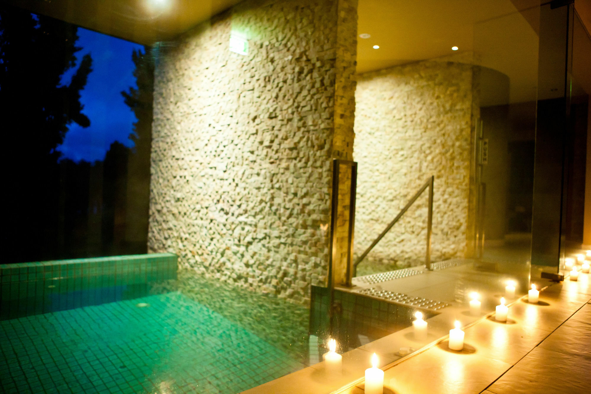 Mineral Springs Hotel Hepburn Hepburn Springs Buitenkant foto